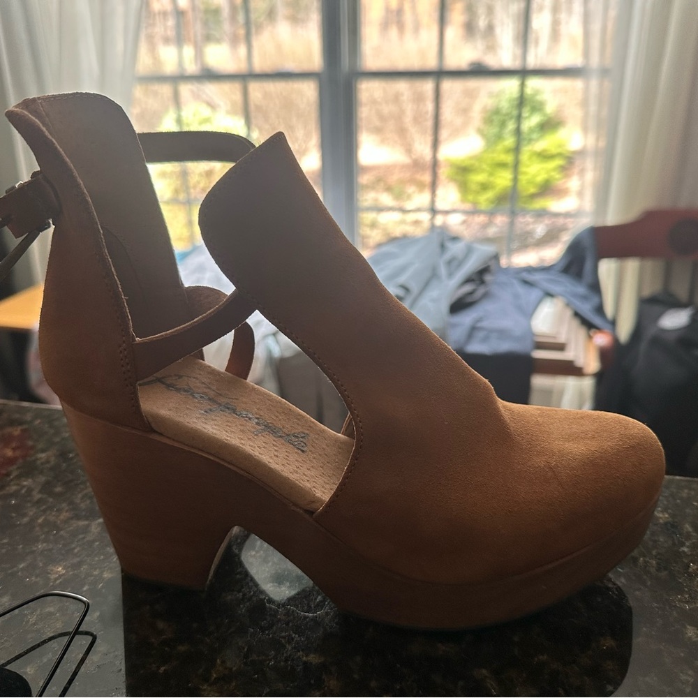 Suede Cutout Platform Heel Booties in Tan